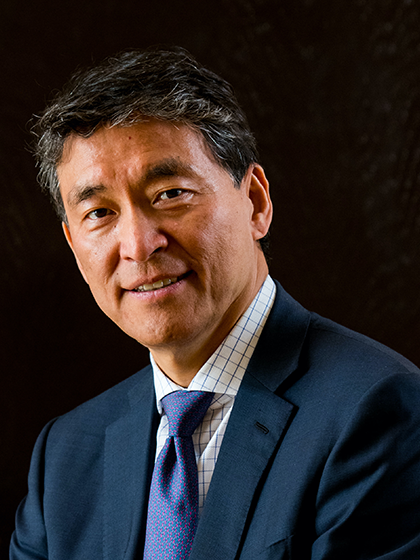 Dr. Dan Riew